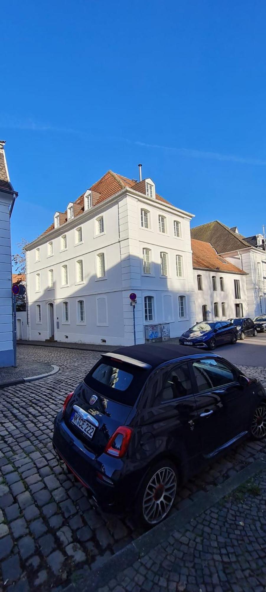 Apartment Am Schloss - Charme Saarbrücken Exterior foto